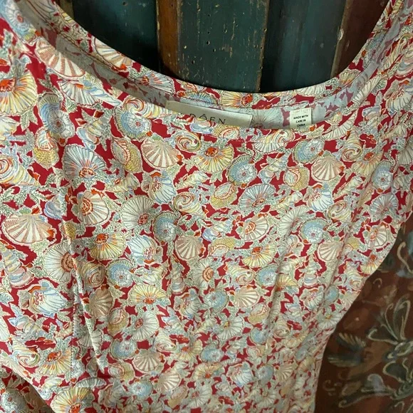 Doen Floral Midi Dress - Cream & Red - Picture 2 of 3